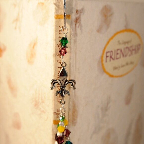 Mardi Gras Bookmark Fleur De Lis Bookmark Dangle Beaded Phoenix Tail Page Saver - Picture 8 of 9